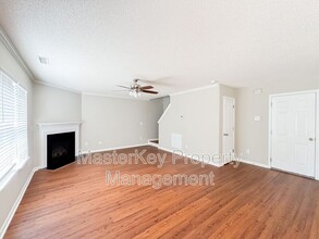 6842 Harter Ct in Raleigh, NC - Building Photo - Building Photo