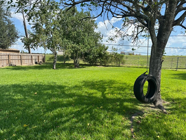 3214 White Sail in League City, TX - Building Photo - Building Photo