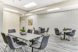 Academy at Drexel in Chicago, IL - Building Photo - Building Photo