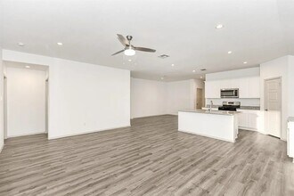 7715 Windmeadow Dr in Beaumont, TX - Building Photo - Building Photo