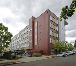 Patton Park Apartments in Portland, OR - Building Photo - Building Photo