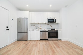 Lake 37 in White Plains, NY - Building Photo - Building Photo