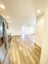 5111 S 175th St, Unit 1 in Seatac, WA - Building Photo - Building Photo