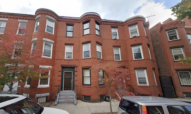 3 Warwick St, Unit 3