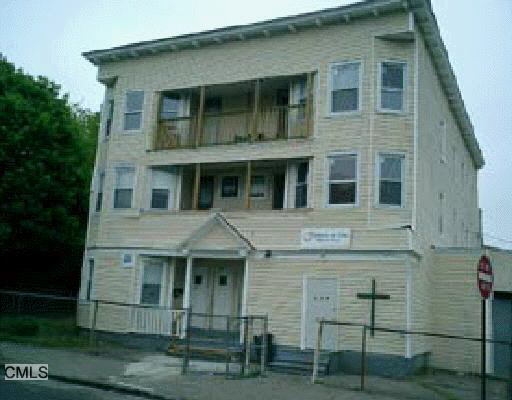 441-447 Gregory St in Bridgeport, CT - Foto de edificio