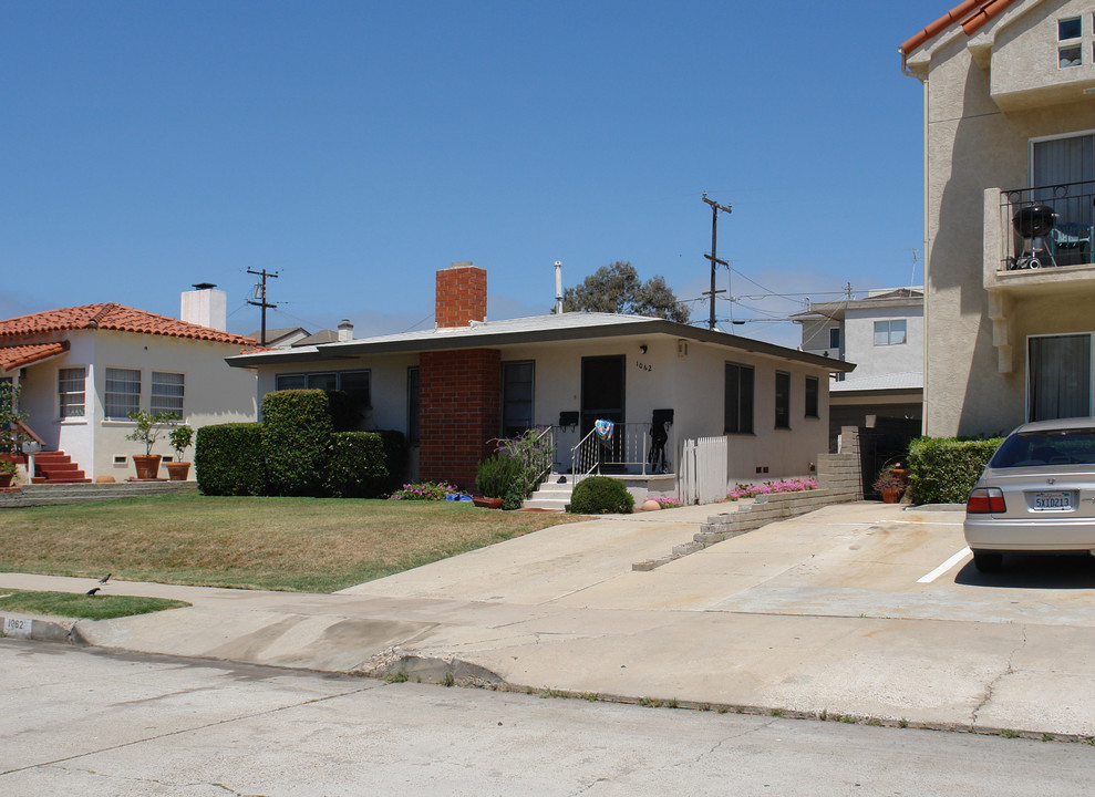 1062 Tourmaline St in San Diego, CA - Building Photo