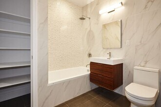 45 Beekman St, Unit 4S in New York, NY - Foto de edificio - Building Photo