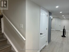 133 Micklefield Ave in Whitby, ON - Building Photo - Building Photo