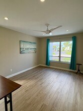 974 NW Spruce Ridge Dr in Stuart, FL - Building Photo - Building Photo