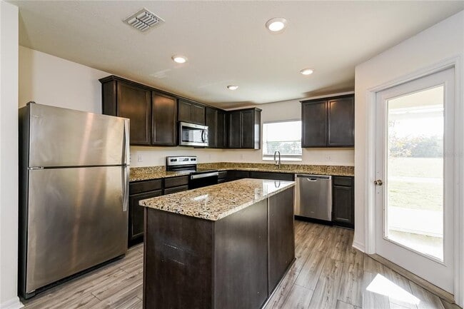 5367 Companion Ln in Tampa, FL - Building Photo - Building Photo