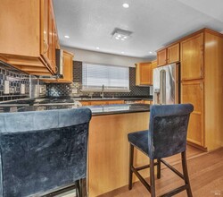 242 Toledo Ct in Vallejo, CA - Building Photo - Building Photo