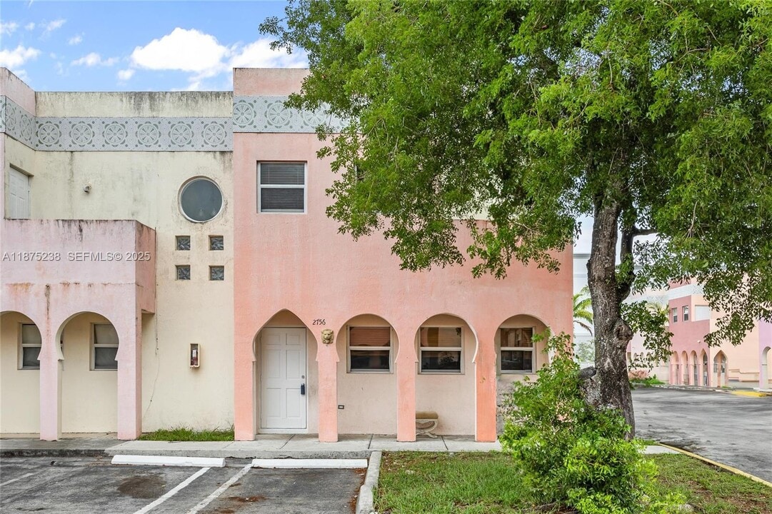 2756 NW 131st St in Opa Locka, FL - Building Photo