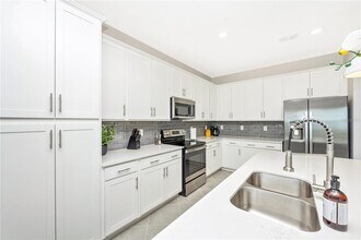 12140 Wellen Golf St in Venice, FL - Building Photo - Building Photo