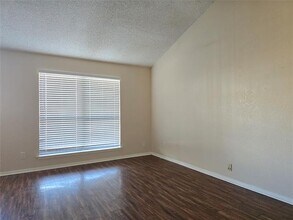 552 Greenway Dr in Saginaw, TX - Building Photo - Building Photo