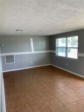 2215 Pamela Dr in Holiday, FL - Building Photo - Building Photo