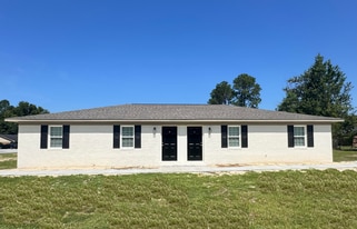 3 University Pl in Statesboro, GA - Building Photo