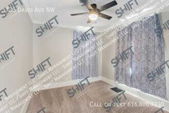 735 Davis Ave NW in Grand Rapids, MI - Building Photo - Building Photo