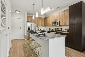 The Margo in Sandy Springs, GA - Foto de edificio - Building Photo