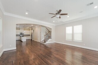 8724 Kempwood Dr in Houston, TX - Building Photo - Building Photo