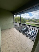 4088 N Pine Island Rd in Sunrise, FL - Building Photo - Building Photo