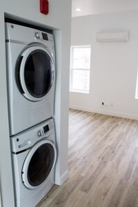 2138 N Uber St photo'