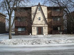 5710 W Independence Ave in Oak Forest, IL - Foto de edificio