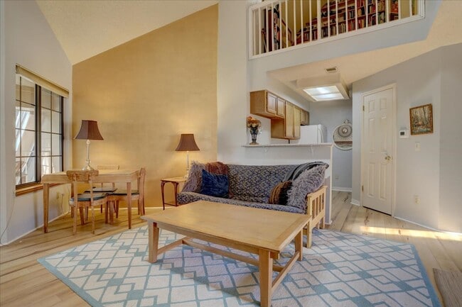 4721 Spine Rd in Boulder, CO - Building Photo - Building Photo