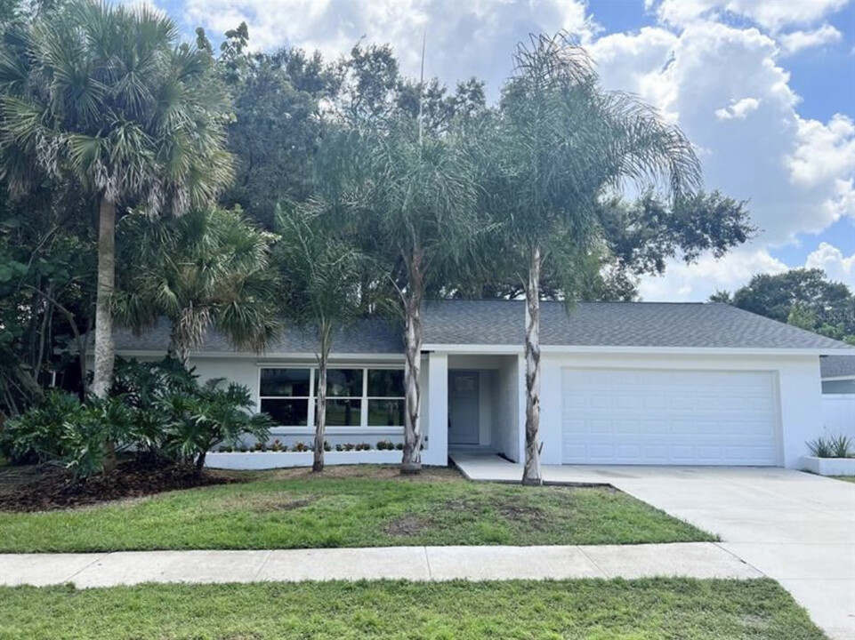 3948 Basswood Dr in Sarasota, FL - Building Photo