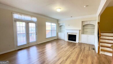 6160 Briggs Way in Duluth, GA - Foto de edificio - Building Photo
