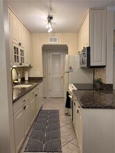 3325 Bayshore Blvd in Tampa, FL - Building Photo - Building Photo