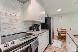 7625 E Quincy Ave in Denver, CO - Building Photo - Building Photo