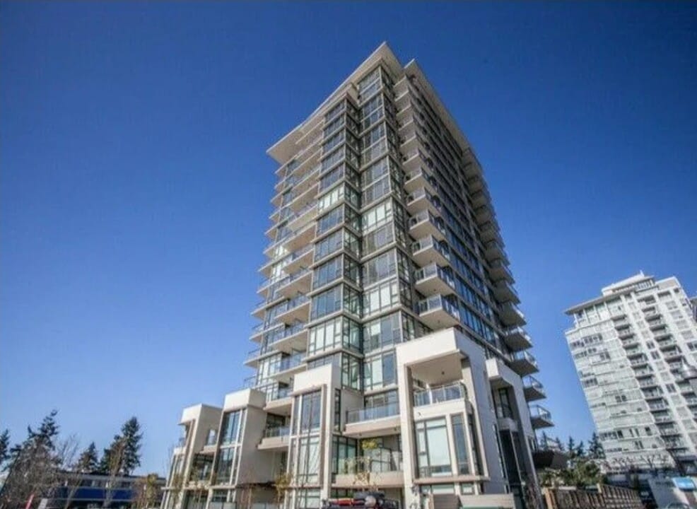 1455 George St in White Rock, BC - Building Photo
