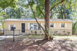 2434 Quail Ave in Jacksonville, FL - Building Photo