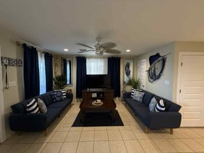 101 E Capricorn Dr in South Padre Island, TX - Building Photo - Building Photo
