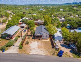 691 Tamarack Dr in Canyon Lake, TX - Building Photo