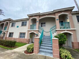 1320 SE 31st Ct, Unit 204 in Homestead, FL - Building Photo