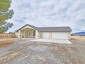 1660 Chowchilla Cir in Pahrump, NV - Building Photo - Building Photo