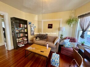 2 Gilson Ter, Unit 1 in Somerville, MA - Building Photo - Building Photo