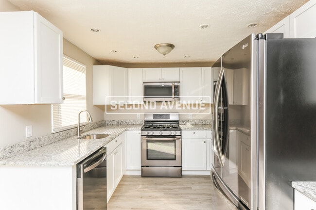 402 Lehigh Dr in Cranberry Township, PA - Building Photo - Building Photo
