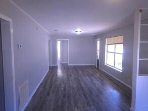 405 24th St SE in Paris, TX - Building Photo - Building Photo