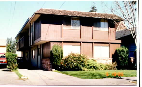 2125 Pacific Ave in Alameda, CA - Building Photo - Building Photo