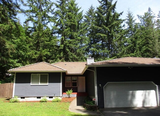 13707 86th Ave NW in Gig Harbor, WA - Building Photo - Building Photo