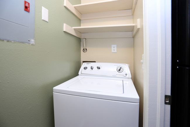 Mountain View in Colorado Springs, CO - Building Photo - Interior Photo