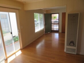 4825 Crystal St in Capitola, CA - Building Photo - Building Photo