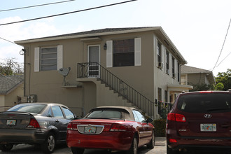 304 2nd Ave S in Lake Worth, FL - Foto de edificio - Building Photo