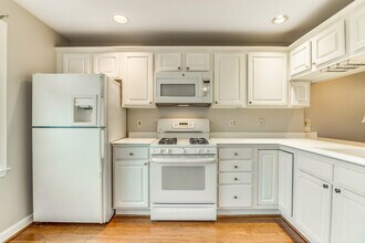 6924 Fairfax Dr in Arlington, VA - Building Photo - Building Photo