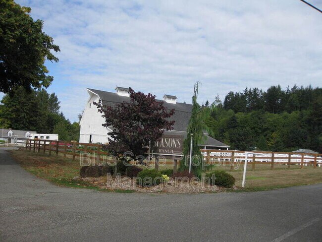 132 Bridge Ln in Port Angeles, WA - Building Photo - Building Photo