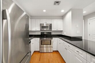 1387 Washington St in Boston, MA - Building Photo - Building Photo