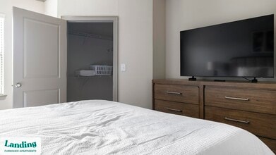 18021 Kingsland Blvd in Houston, TX - Foto de edificio - Building Photo