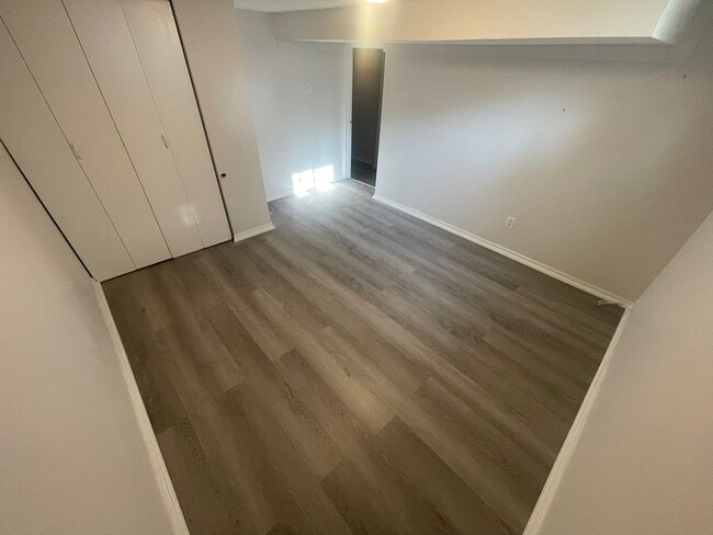 122 Maybourne Ave in Toronto, ON - Building Photo - Building Photo